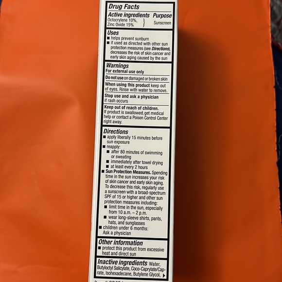 Elta MD skincare UV Sheer Broad-spectrum SPF 50+ NEW oil free facial sunscreen - Picture 6 of 9